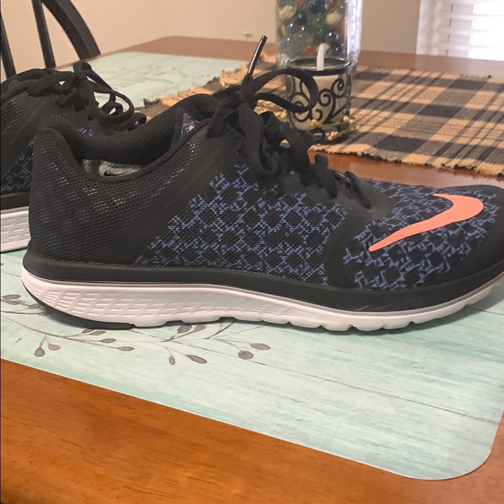 Nike Black and Blue Athletic Shoes